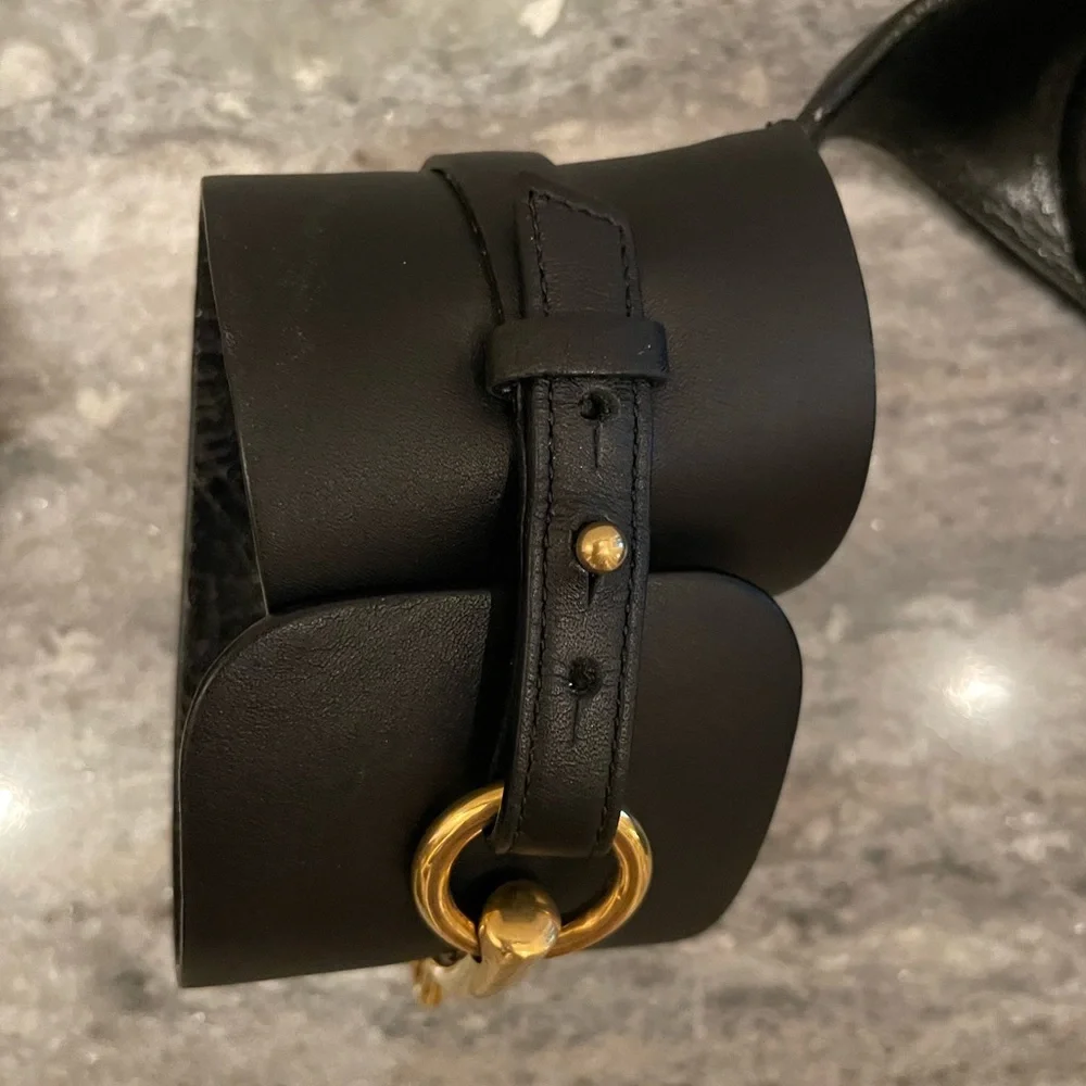 Host Pick⭐️GUCCI Ursula horsebit ankle cuff heels - Picture 10 of 11